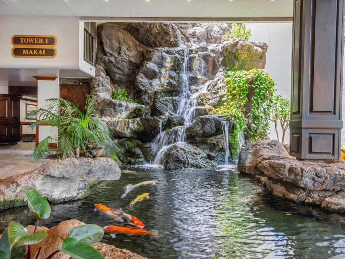Ferienwohnung Upscale Penthouse With Ocean Views - Free Parking Honolulu Exterior foto